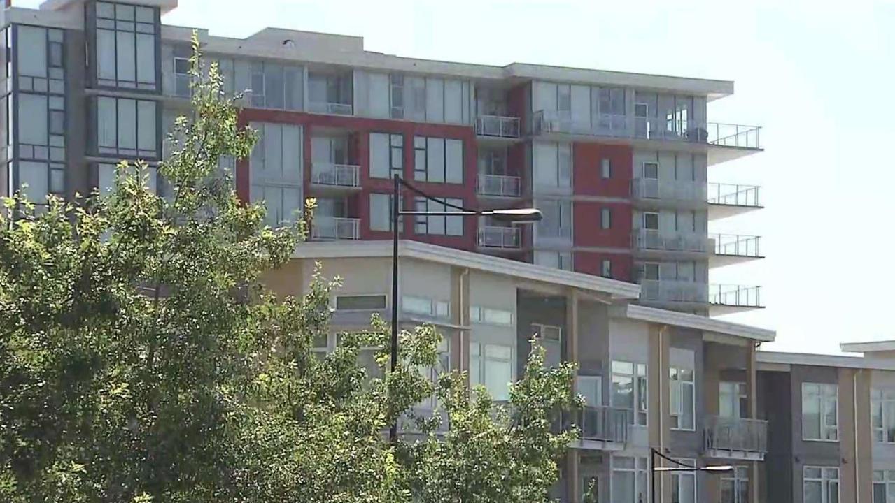Average Rent For 1 Bedroom Apartment Hits 2 300 In Toronto