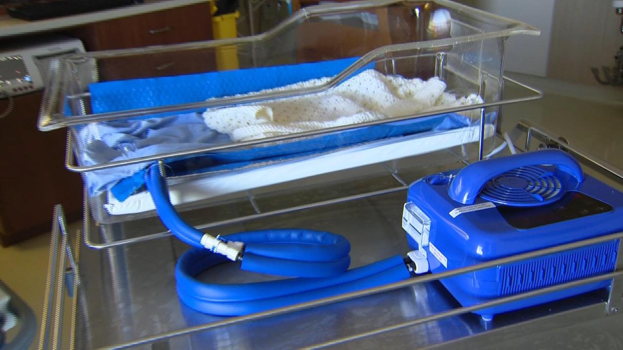 ‘Cuddle cots’ help grieving families deal with neonatal death
