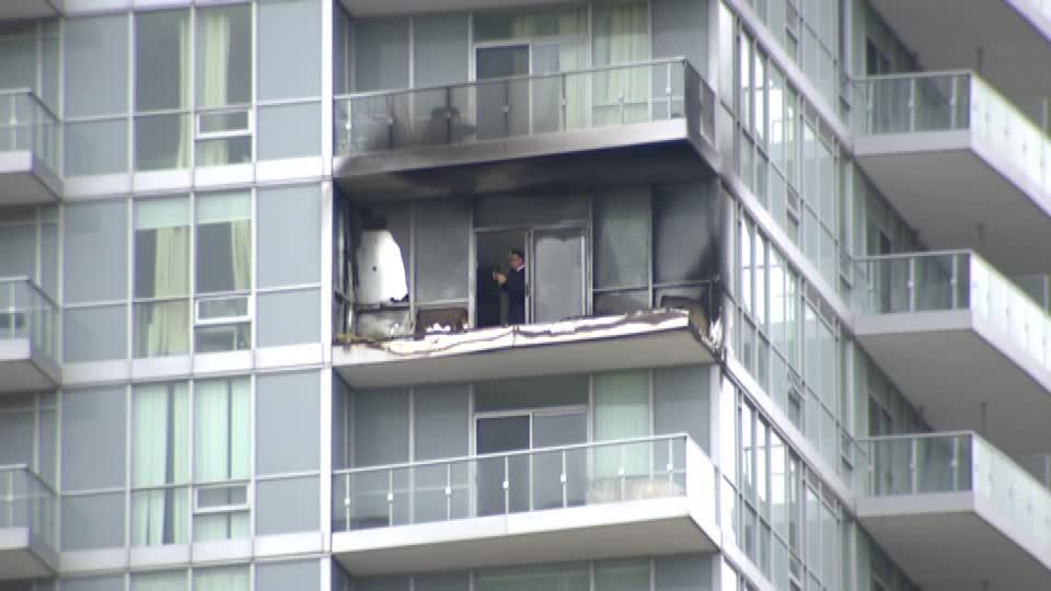 Toronto Fire crews battle North York highrise fire