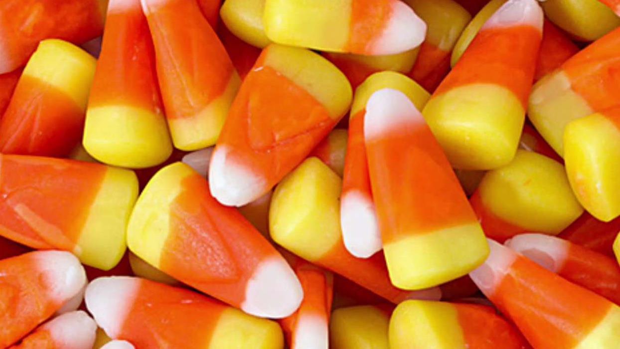 Classic Halloween Candy
 The story behind classic Halloween candy